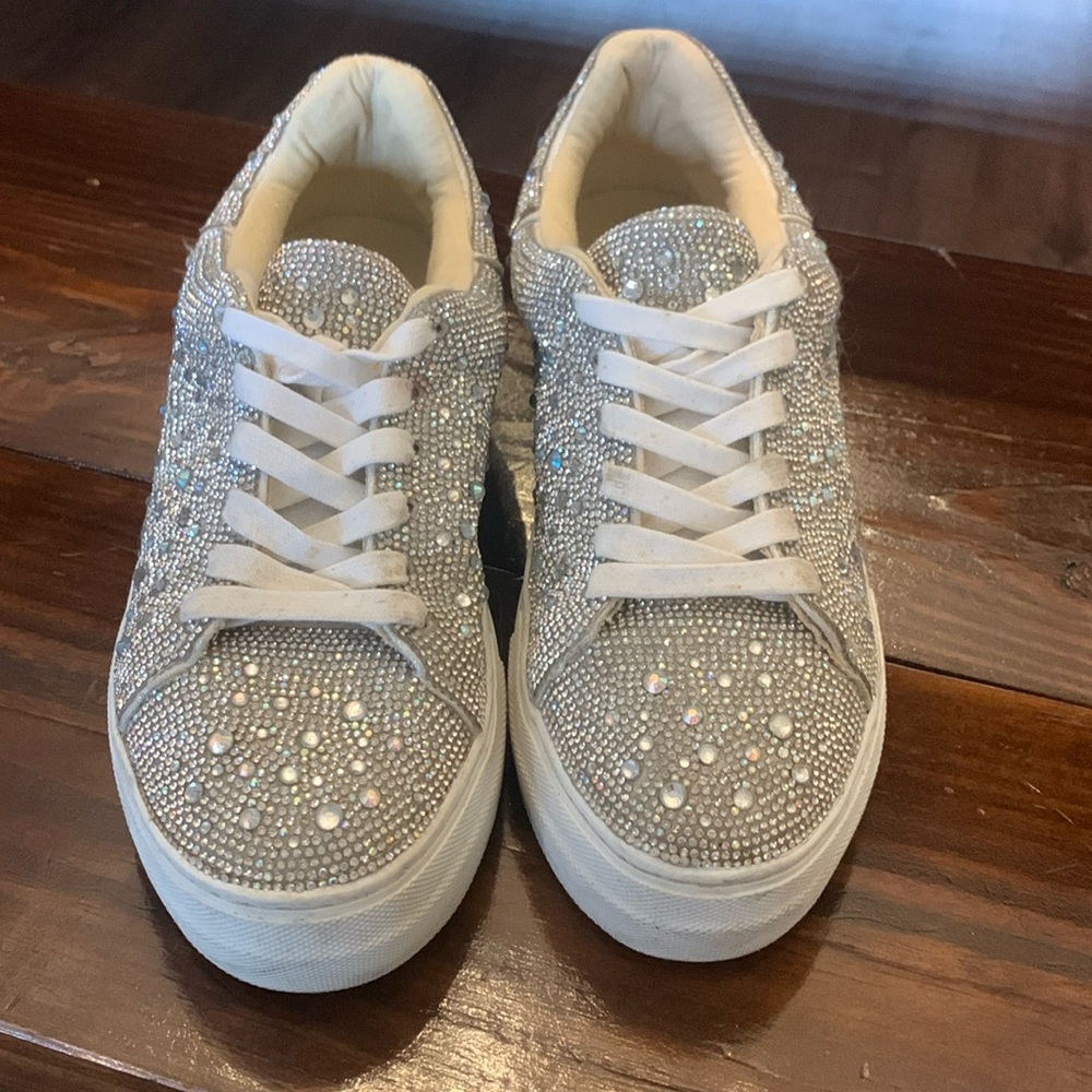Betsy Johnson shoes size 9